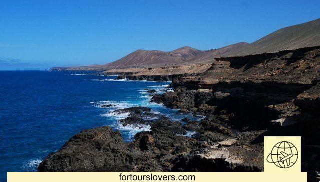 What to do in Fuerteventura: charms of the sky, wonders of the sea