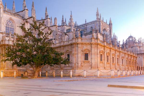 Visita à Catedral de Sevilha: Informações e Curiosidades