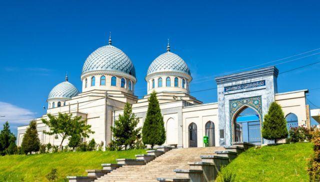 Tour por la capital de Uzbekistán, entre mezquitas y palacios.