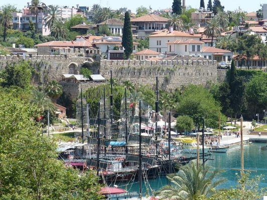 Dónde dormir en Antalya: los mejores barrios para alojarse