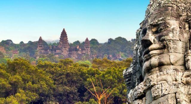 Angkor Wat: the city's Temple emerged from the rainforest