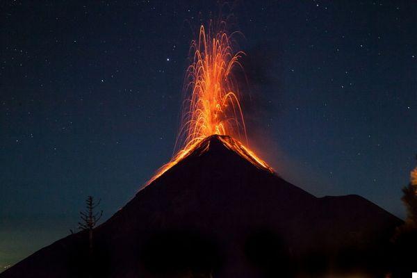 Acatenango, acampamento em um vulcão ativo na Guatemala