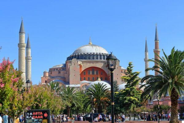 Where to sleep in Istanbul: the best neighborhoods and hotels