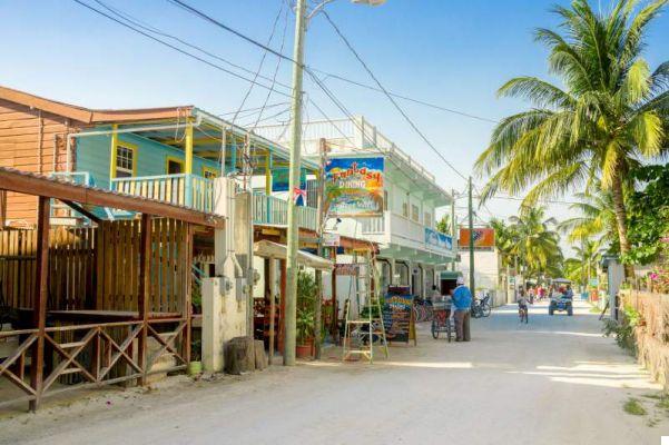 Caye Caulker, Guide to the Island of Slowness in Belize