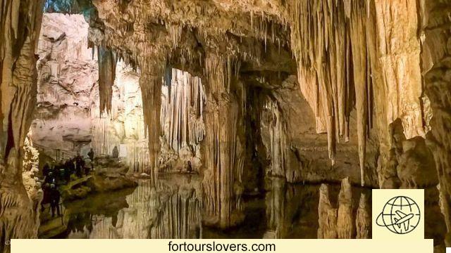 Cuevas de Neptuno y Capo Caccia: un oasis en la Isla de las Historias