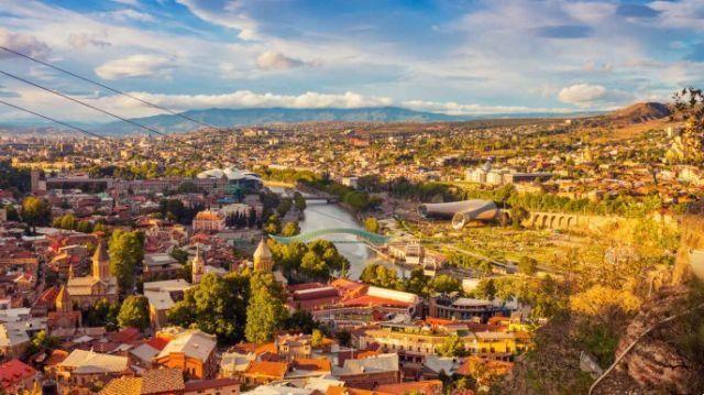 Paradas imperdibles y algunos consejos para un viaje a Tbilisi