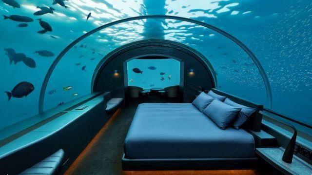 Você pode dormir debaixo d'água, junto com os peixes, em um quarto no fundo do mar