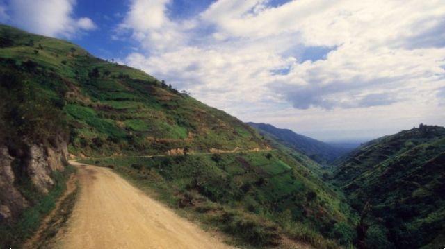 Uganda: the Mountains of the Moon which guard a precious treasure