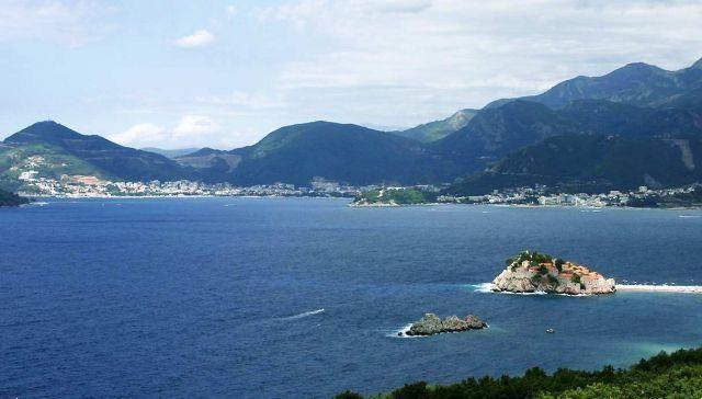 Bečići, o novo destino imperdível à beira-mar em Montenegro