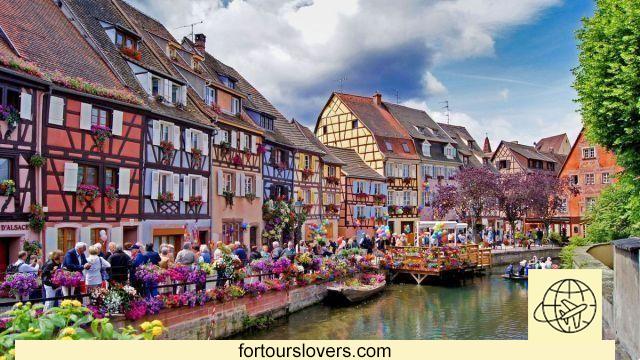 Tour of Colmar, the elegant suspended town of France