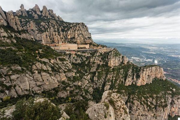 Visitar Montserrat: cómo llegar desde Barcelona