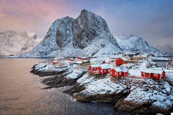 Where to Stay in Lofoten, Which Area to Choose?
