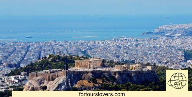 10 cosas que hacer y ver en Atenas y 3 que no hacer
