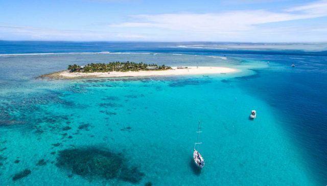 The island of “Cast Away”, a paradise in the middle of the Pacific Ocean