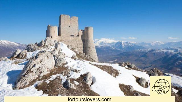 Este castelo nevado é o cartão postal de inverno mais bonito da Itália