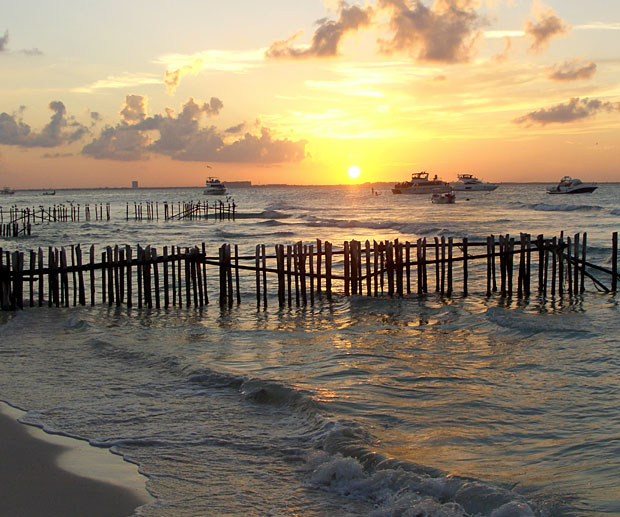 Visit Isla Mujeres: Tips and Information