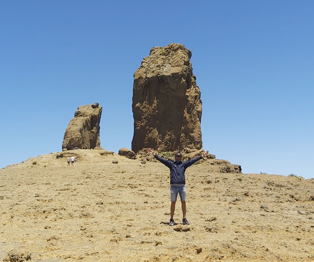 Dónde se encuentra el Roque Nublo, Gran Canaria: rutas y excuriones