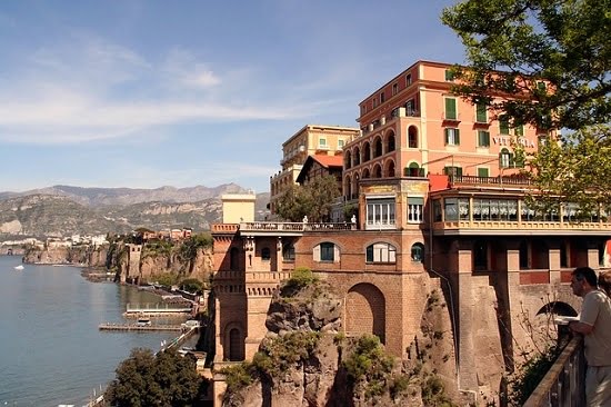 Where to sleep in Sorrento: best areas to stay