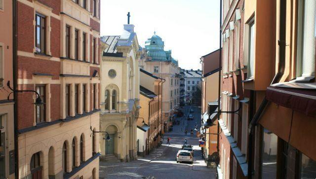 Guia de Estocolmo em amarelo: itinerários na cena do crime