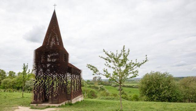 Belgium, the ghost church of Flanders that becomes invisible