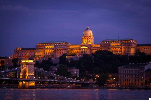 Where to Stay in Budapest If You Go for the First Time