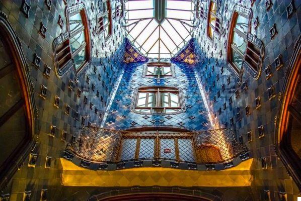 Casa Batlló in Barcelona: 10 Things to Know Before Visiting it