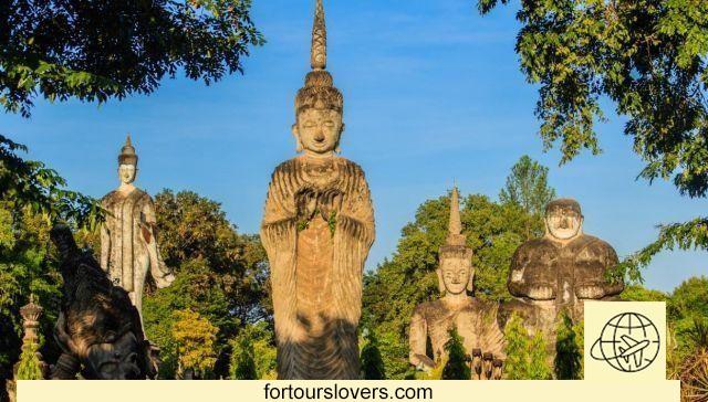 Tailândia: o jardim das maravilhas povoado por Budas gigantes